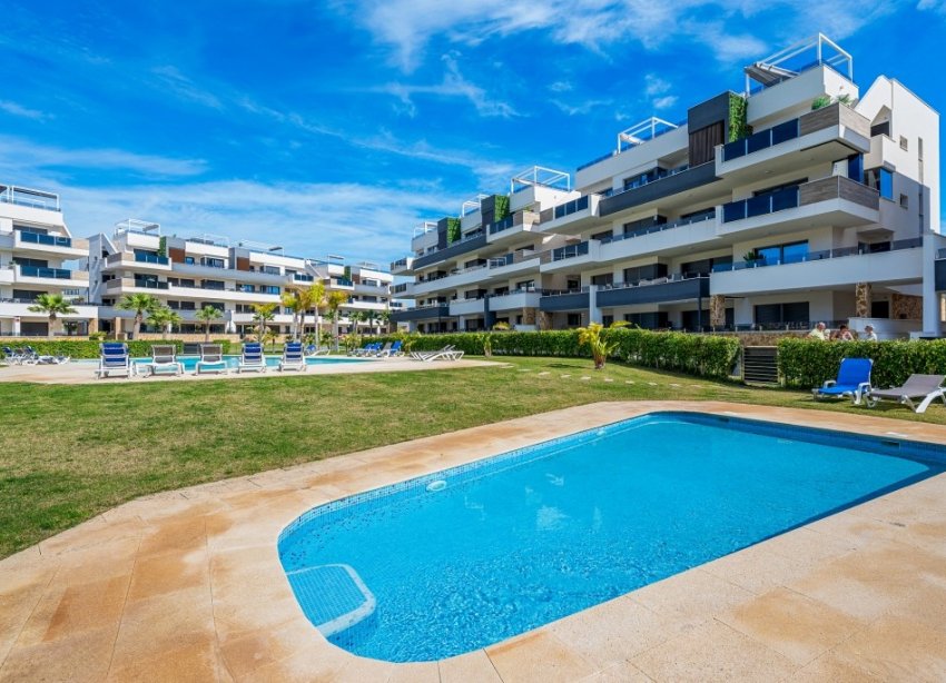Reventa - Apartamento / Dúplex - Orihuela Costa