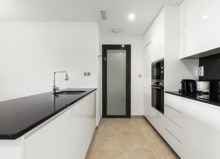 Reventa - Apartamento / Dúplex - Orihuela - Orihuela Costa