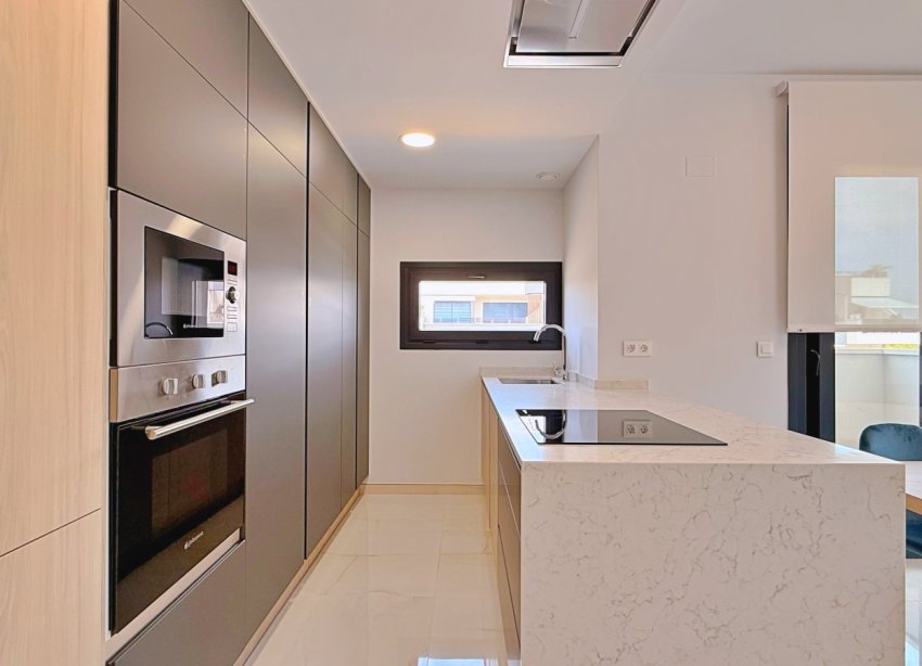 Reventa - Apartamento / Dúplex - Orihuela - Orihuela Costa