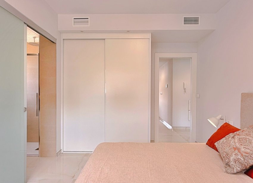 Reventa - Apartamento / Dúplex - Orihuela - Orihuela Costa
