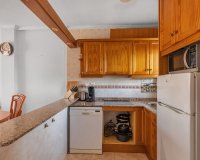 Reventa - Apartamento / Dúplex - Orihuela - Villamartín