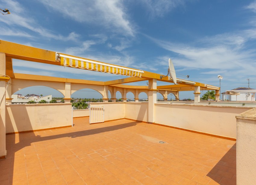 Reventa - Apartamento / Dúplex - Orihuela - Villamartín