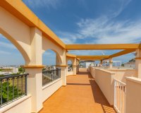 Reventa - Apartamento / Dúplex - Orihuela - Villamartín