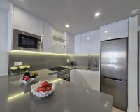 Reventa - Apartamento / Dúplex - Orihuela - Villamartín