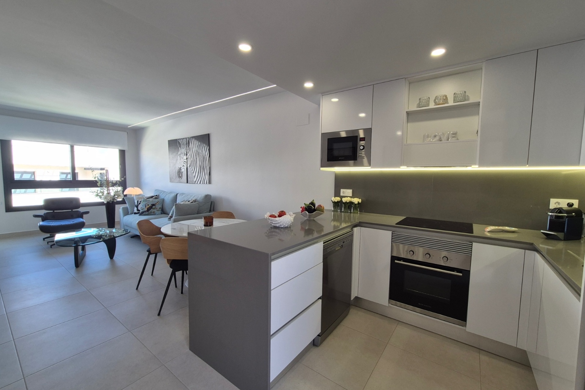 Reventa - Apartamento / Dúplex - Orihuela - Villamartín