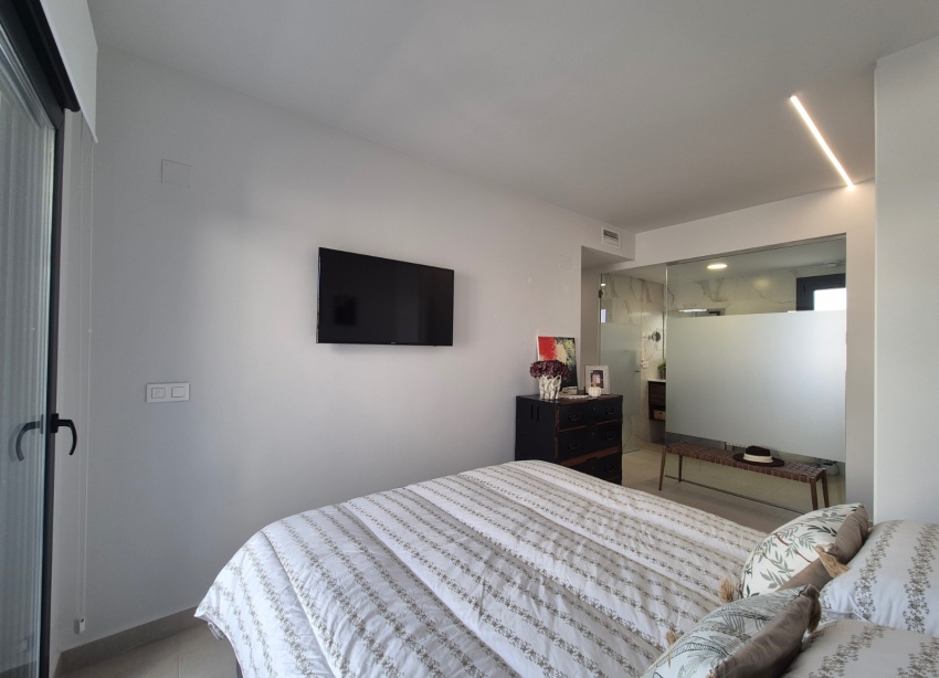 Reventa - Apartamento / Dúplex - Orihuela - Villamartín