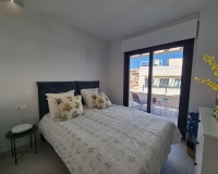 Reventa - Apartamento / Dúplex - Orihuela - Villamartín
