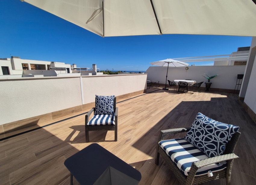 Reventa - Apartamento / Dúplex - Orihuela - Villamartín