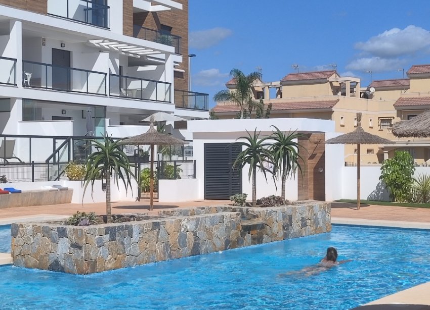 Reventa - Apartamento / Dúplex - Pilar de la Horadada - El Mojón