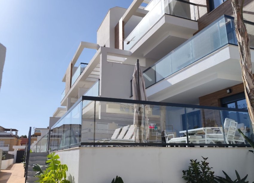 Reventa - Apartamento / Dúplex - Pilar de la Horadada - El Mojón