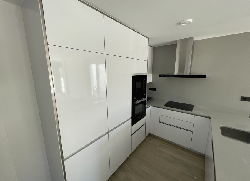 Reventa - Apartamento / Dúplex - Pilar de la Horadada