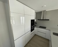 Reventa - Apartamento / Dúplex - Pilar de la Horadada