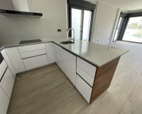 Reventa - Apartamento / Dúplex - Pilar de la Horadada