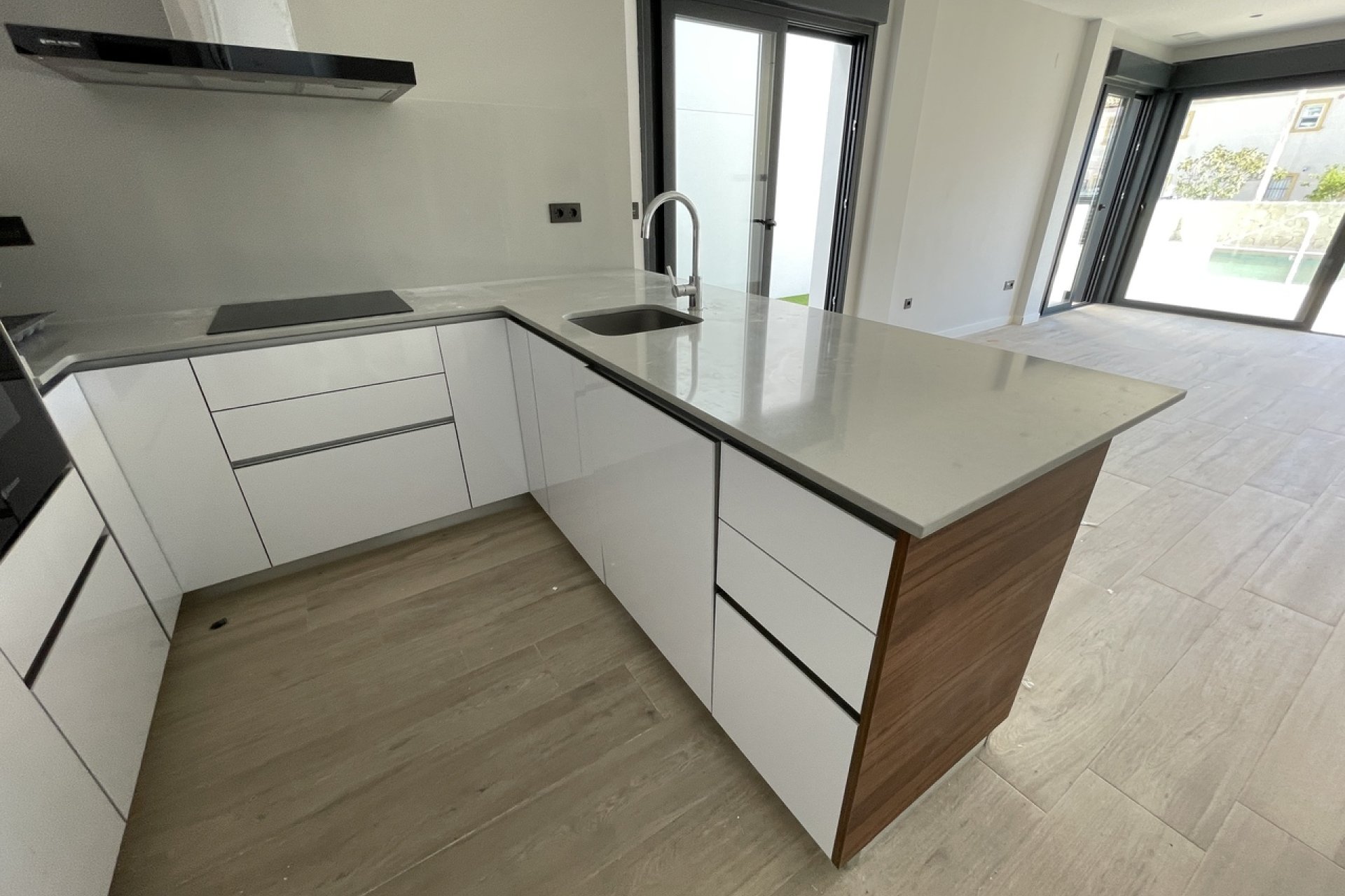 Reventa - Apartamento / Dúplex - Pilar de la Horadada