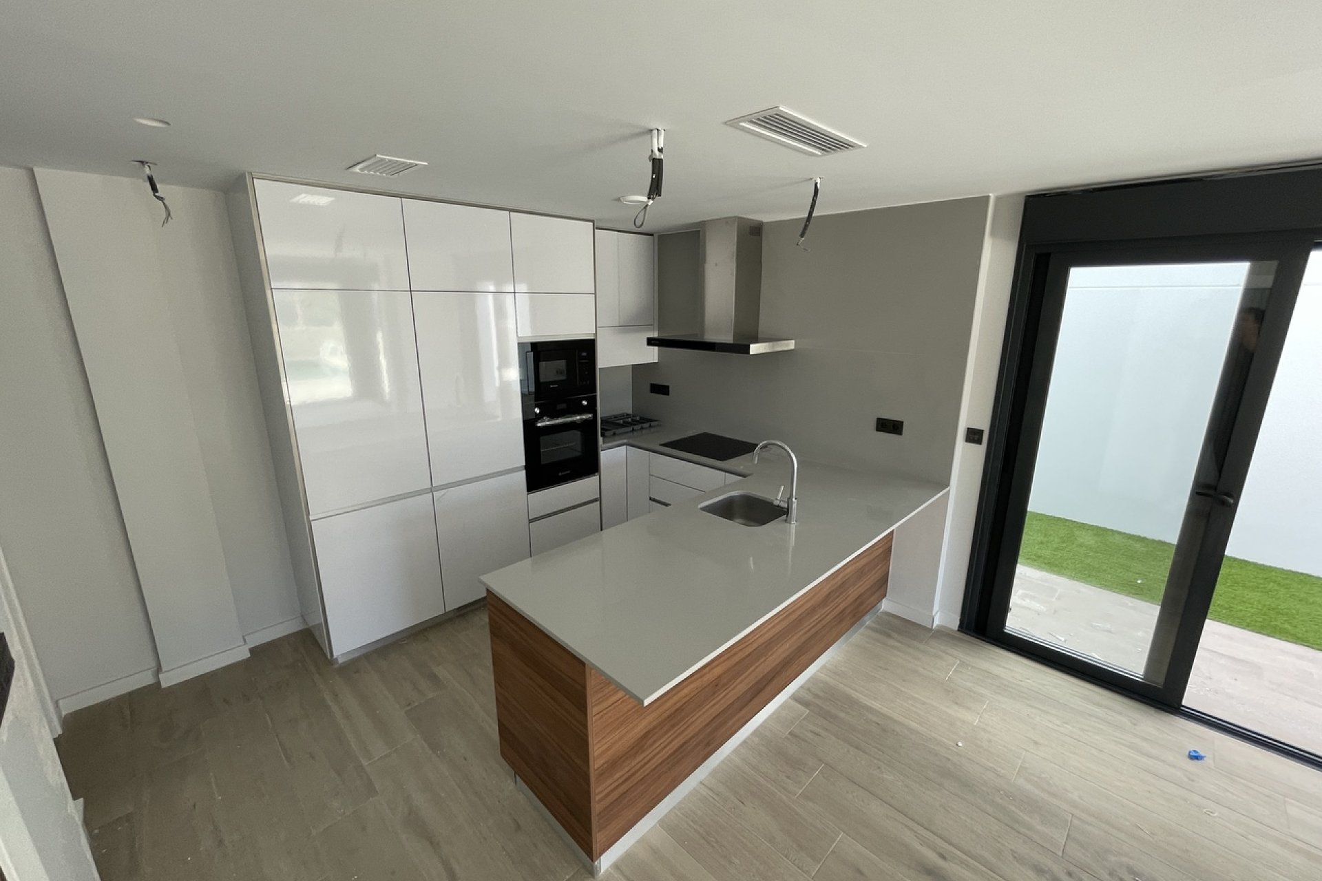 Reventa - Apartamento / Dúplex - Pilar de la Horadada