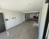 Reventa - Apartamento / Dúplex - Pilar de la Horadada