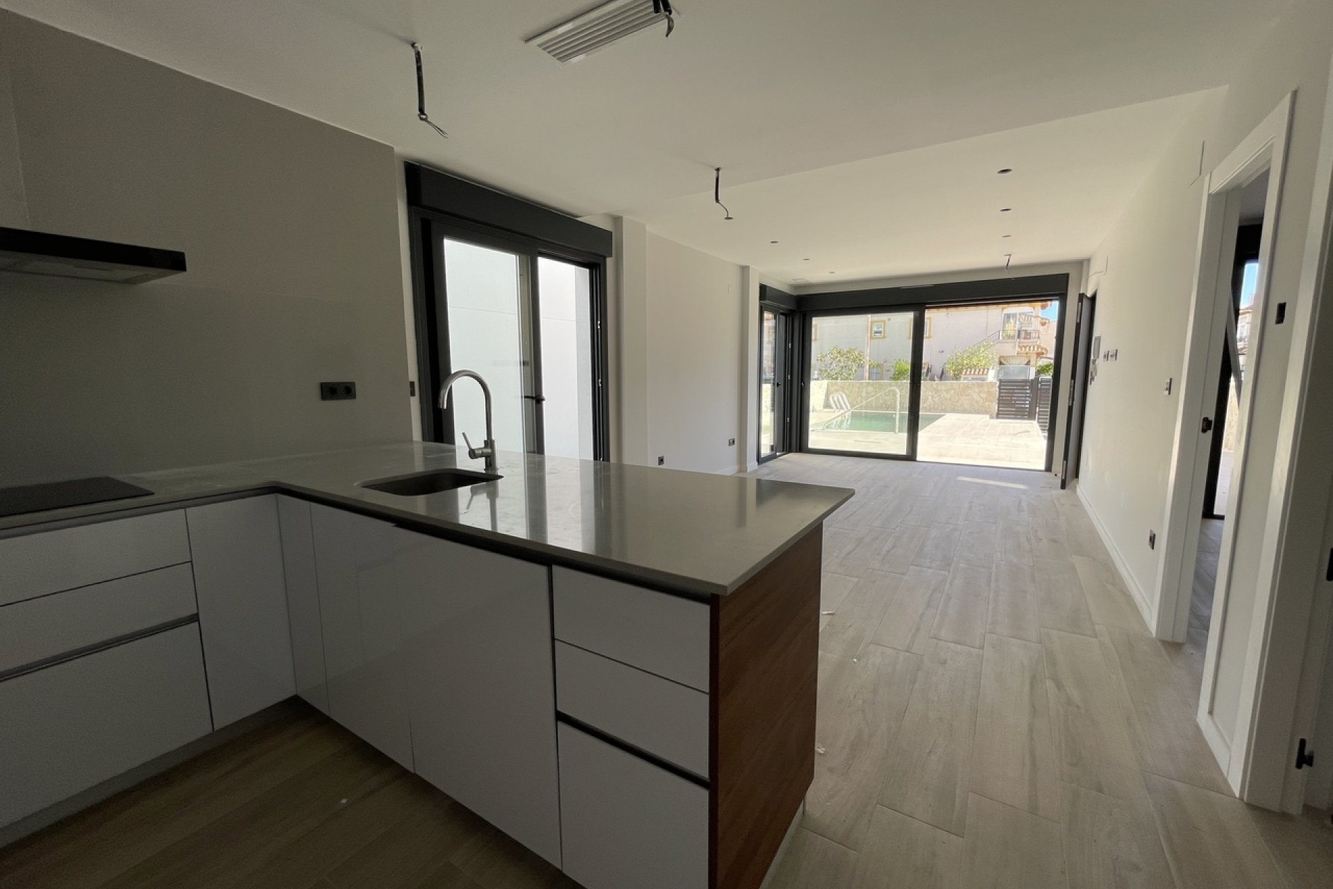 Reventa - Apartamento / Dúplex - Pilar de la Horadada