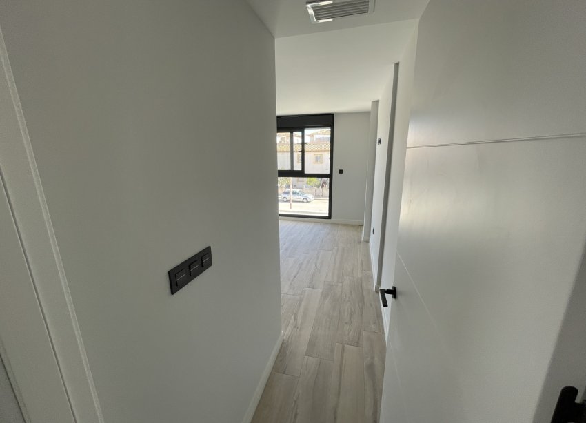 Reventa - Apartamento / Dúplex - Pilar de la Horadada