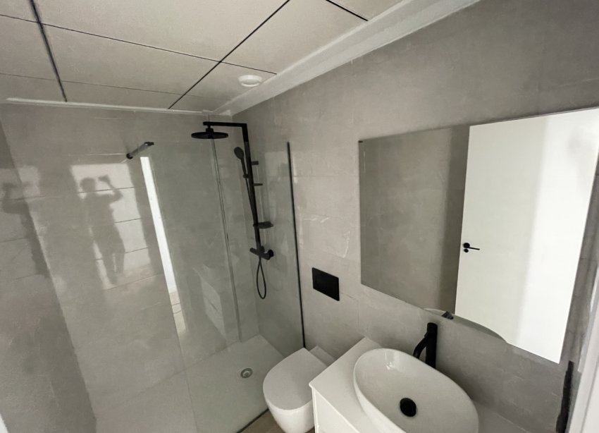 Reventa - Apartamento / Dúplex - Pilar de la Horadada