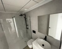 Reventa - Apartamento / Dúplex - Pilar de la Horadada