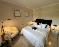 Reventa - Apartamento / Dúplex - Punta Prima