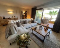 Reventa - Apartamento / Dúplex - Punta Prima