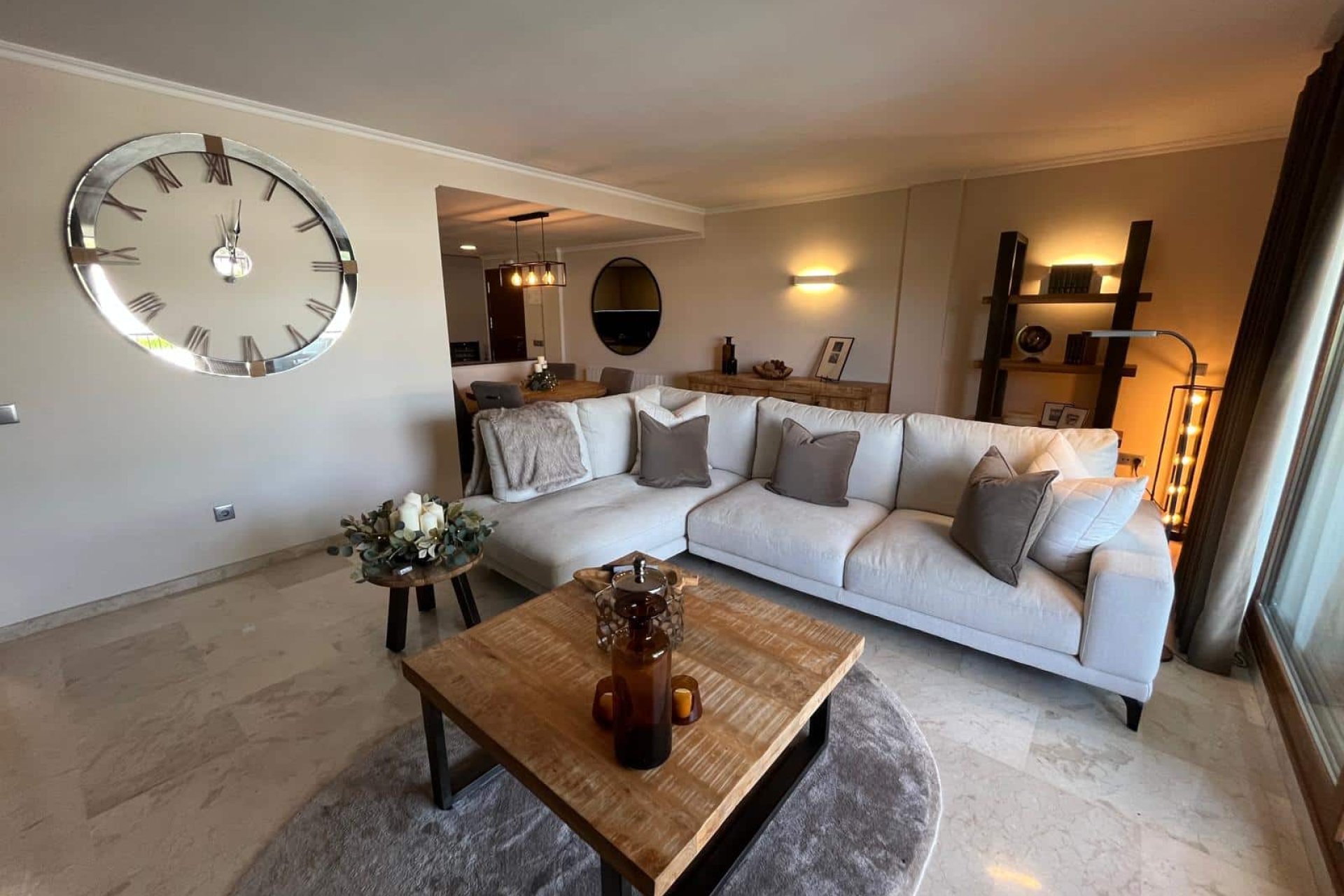 Reventa - Apartamento / Dúplex - Punta Prima