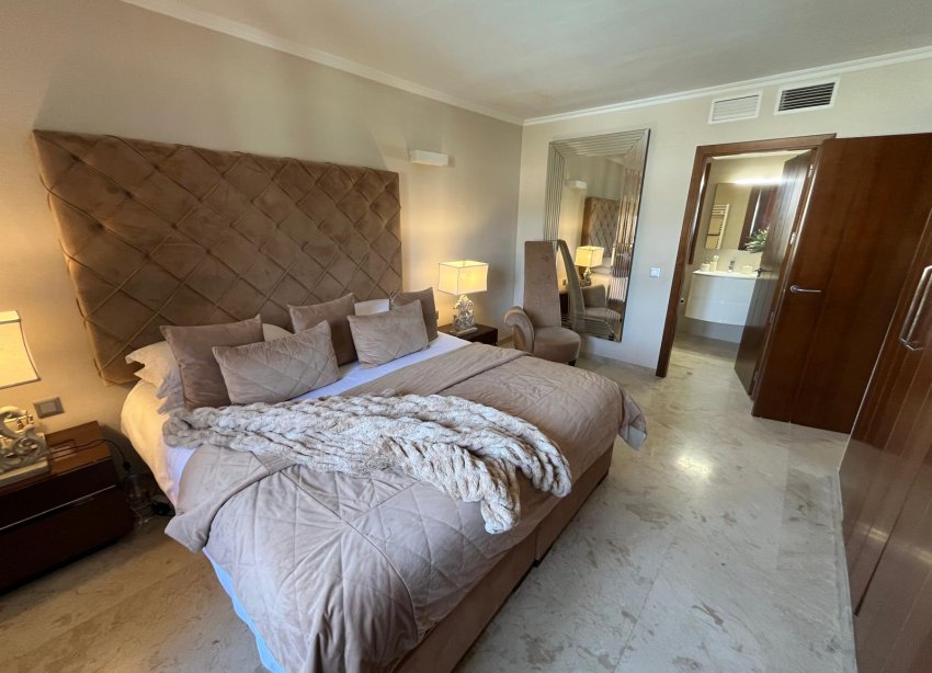 Reventa - Apartamento / Dúplex - Punta Prima