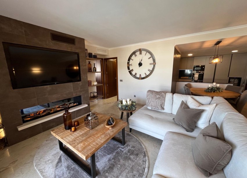 Reventa - Apartamento / Dúplex - Punta Prima