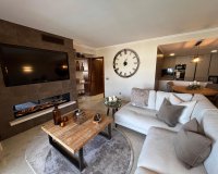 Reventa - Apartamento / Dúplex - Punta Prima
