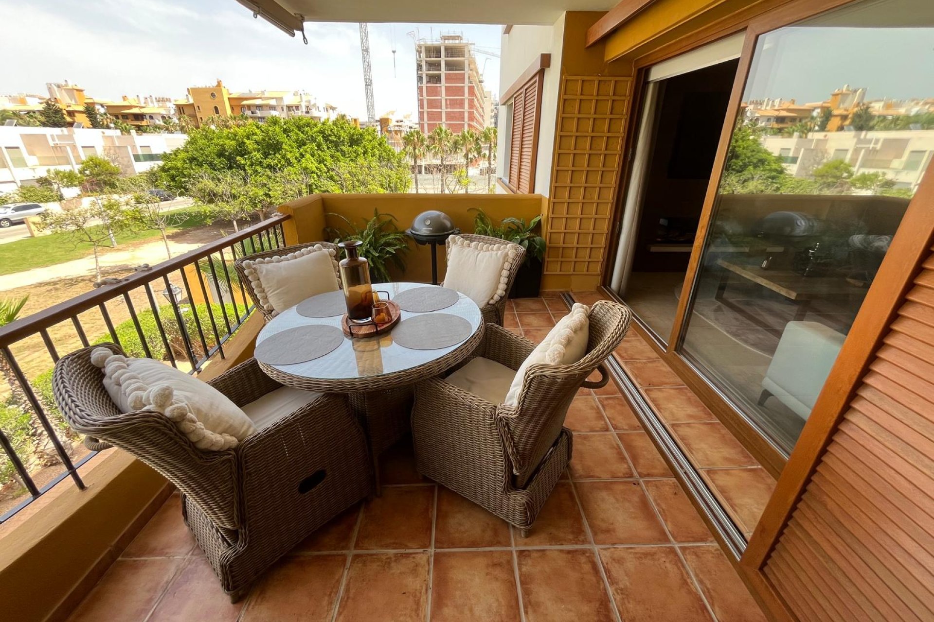 Reventa - Apartamento / Dúplex - Punta Prima