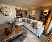 Reventa - Apartamento / Dúplex - Punta Prima
