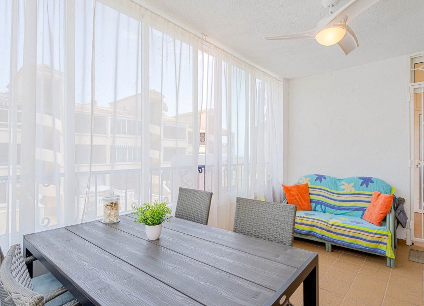 Reventa - Apartamento / Dúplex - Punta Prima