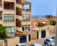 Reventa - Apartamento / Dúplex - Punta Prima