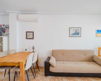 Reventa - Apartamento / Dúplex - Punta Prima