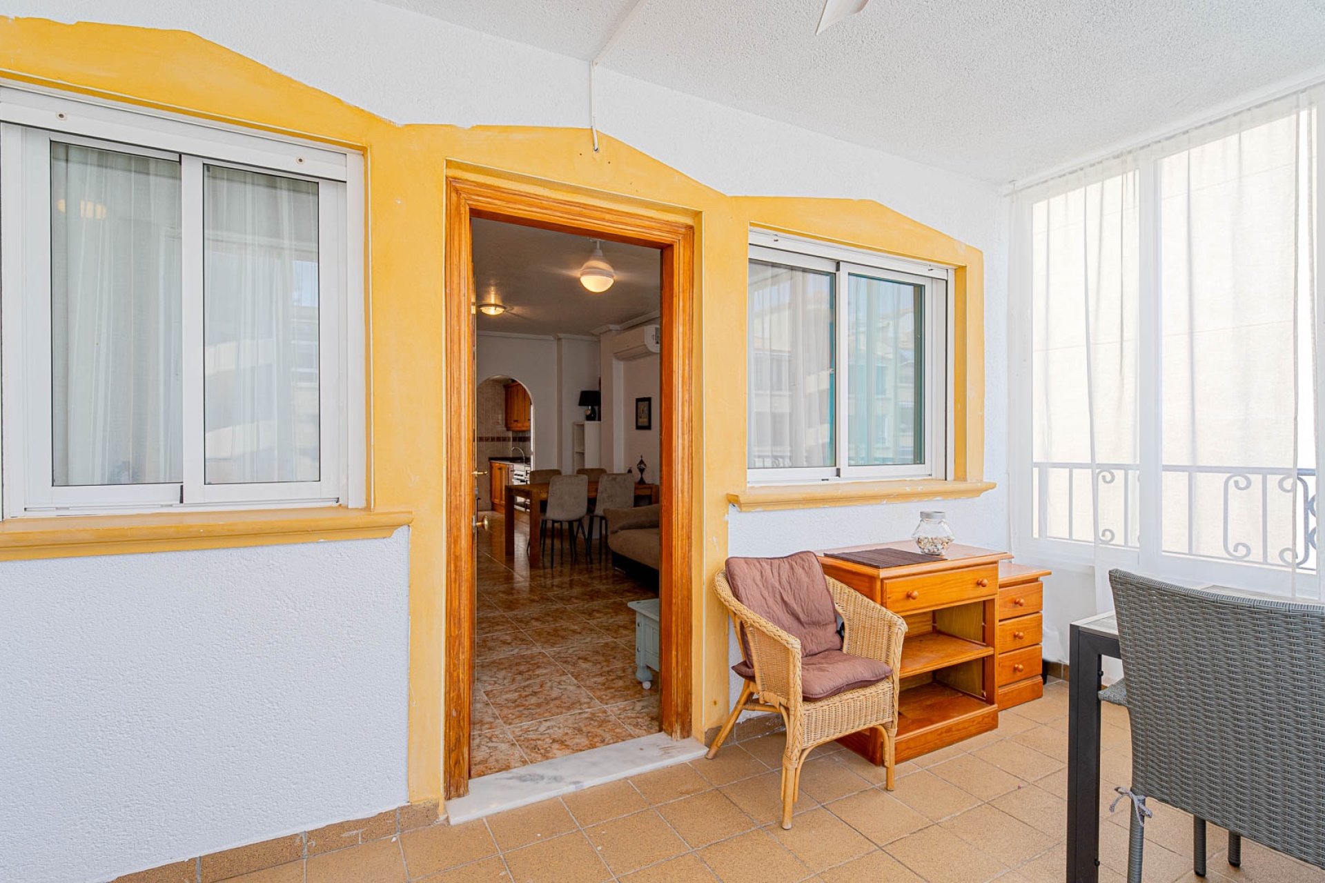 Reventa - Apartamento / Dúplex - Punta Prima