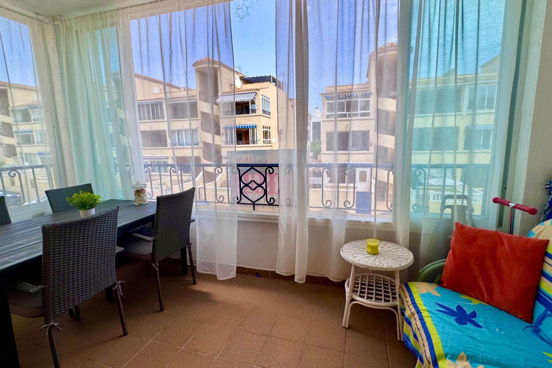 Reventa - Apartamento / Dúplex - Punta Prima