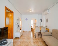 Reventa - Apartamento / Dúplex - Punta Prima