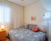 Reventa - Apartamento / Dúplex - Punta Prima