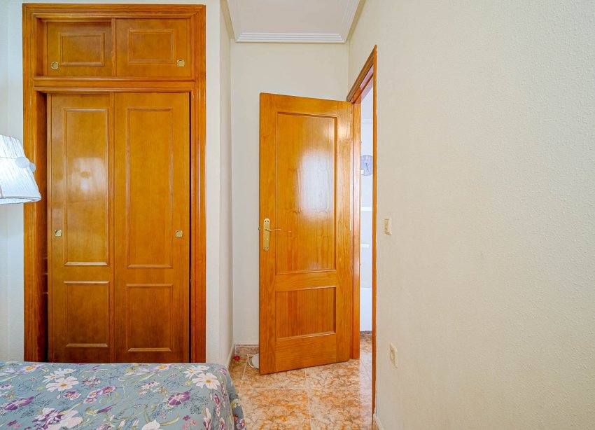 Reventa - Apartamento / Dúplex - Punta Prima
