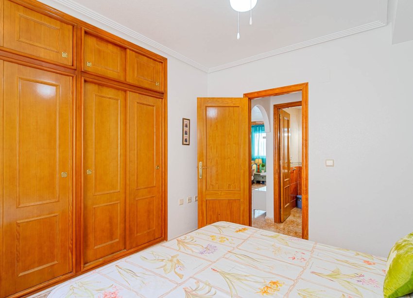 Reventa - Apartamento / Dúplex - Punta Prima