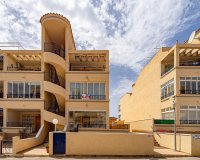 Reventa - Apartamento / Dúplex - Punta Prima