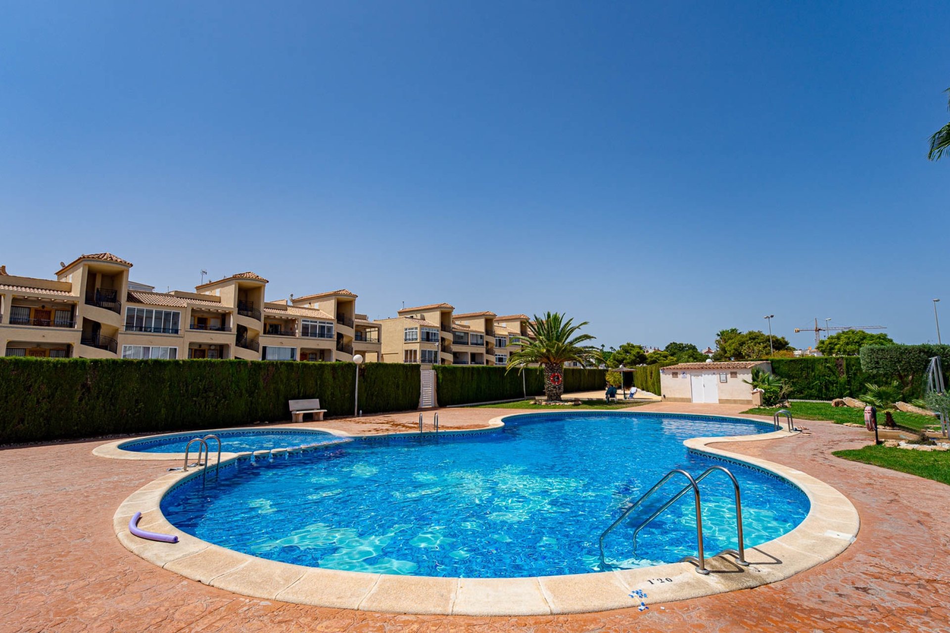 Reventa - Apartamento / Dúplex - Punta Prima