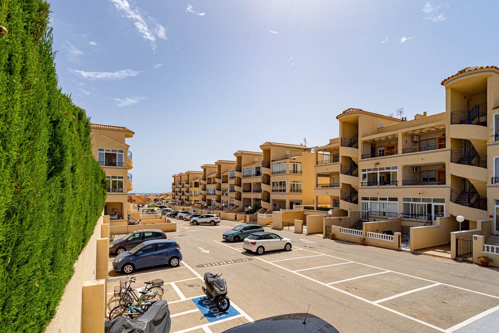 Reventa - Apartamento / Dúplex - Punta Prima