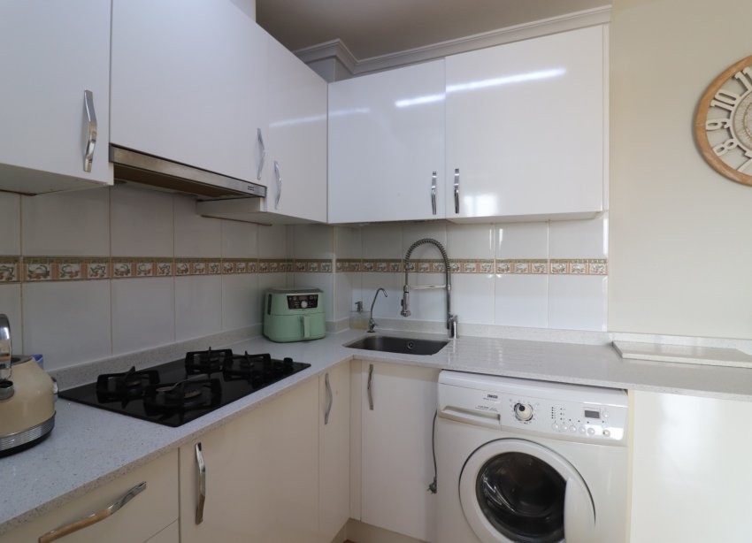 Reventa - Apartamento / Dúplex - Rojales - Los Palacios