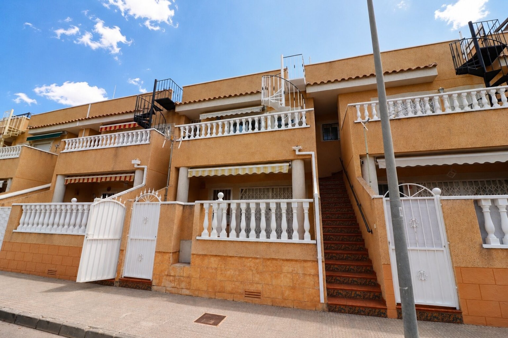 Reventa - Apartamento / Dúplex - Rojales - Los Palacios