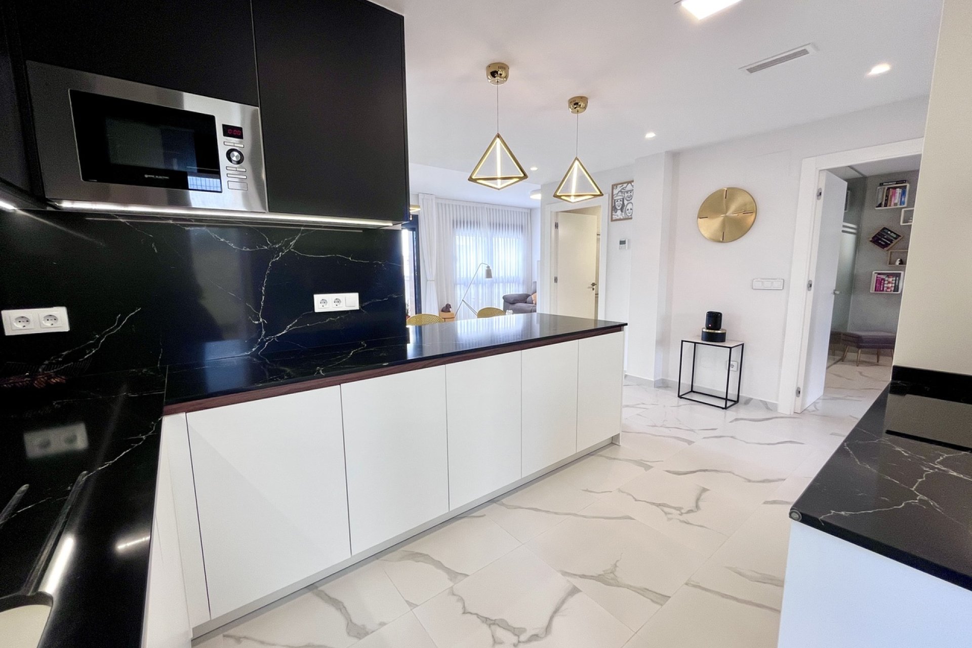 Reventa - Apartamento / Dúplex - San Miguel de Salinas