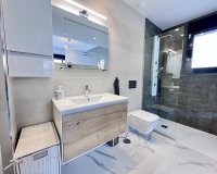 Reventa - Apartamento / Dúplex - San Miguel de Salinas