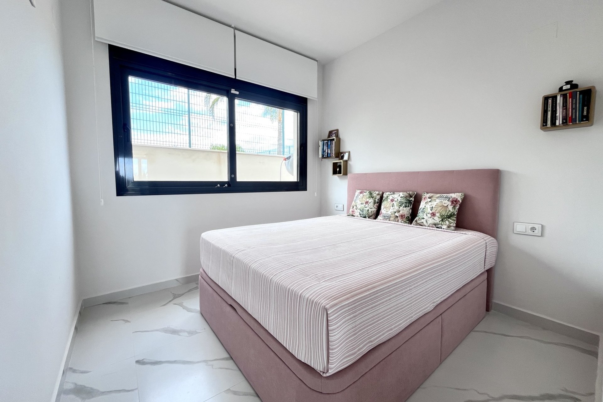 Reventa - Apartamento / Dúplex - San Miguel de Salinas