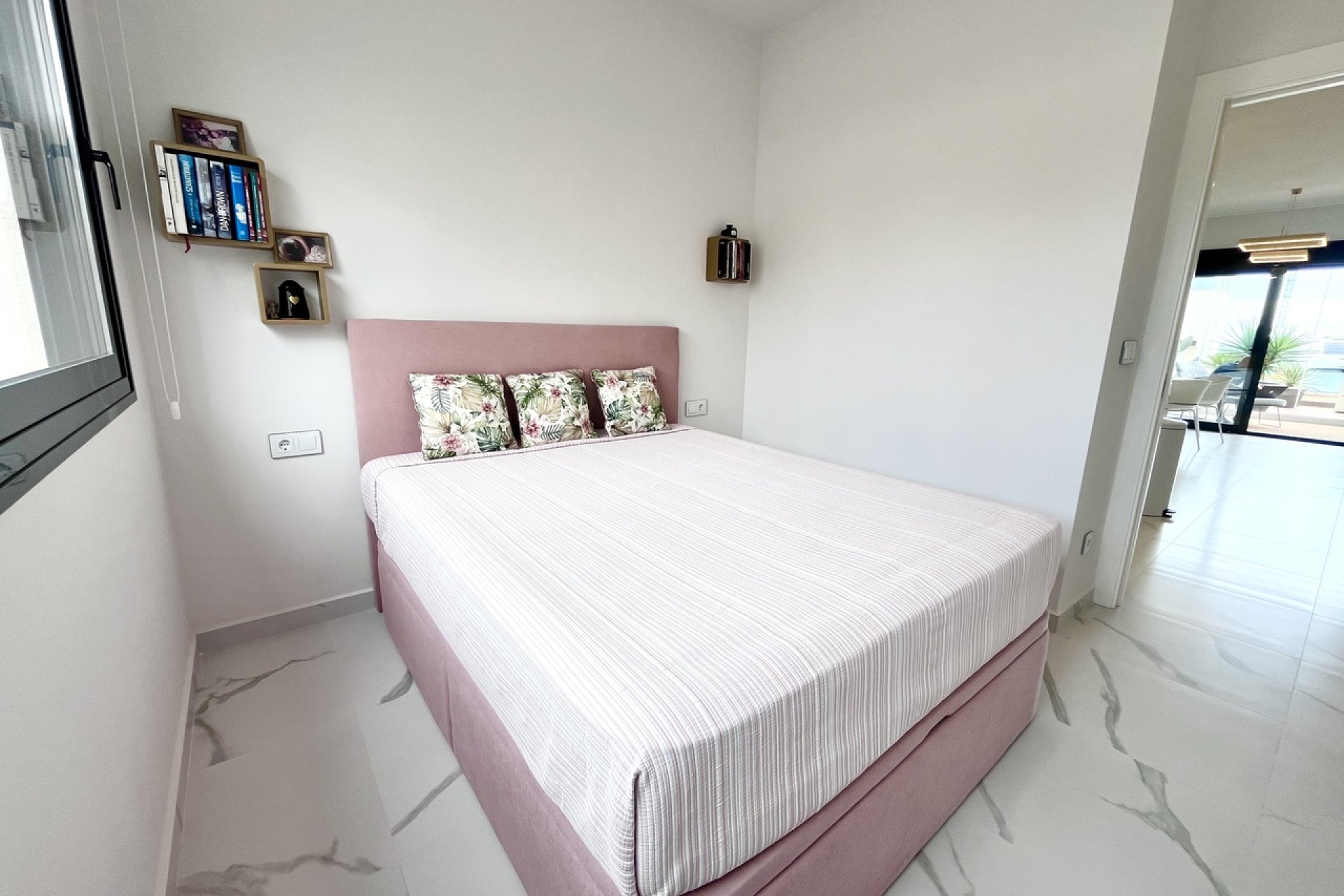 Reventa - Apartamento / Dúplex - San Miguel de Salinas